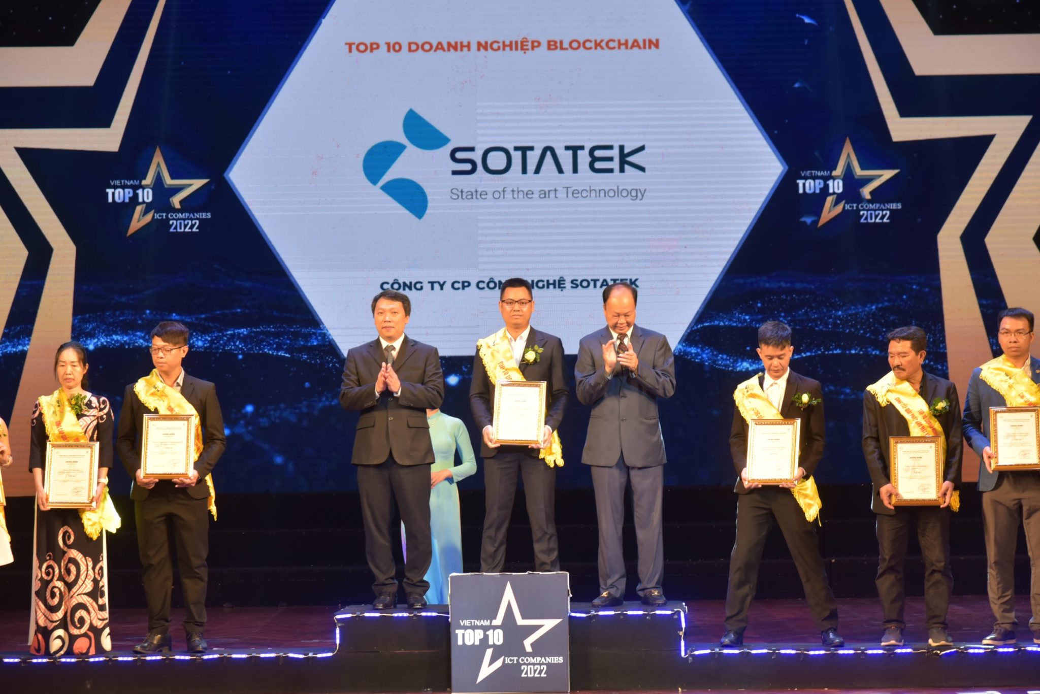 SotaTek-Top-10-Blockchain-Services-Providers-Award-2022