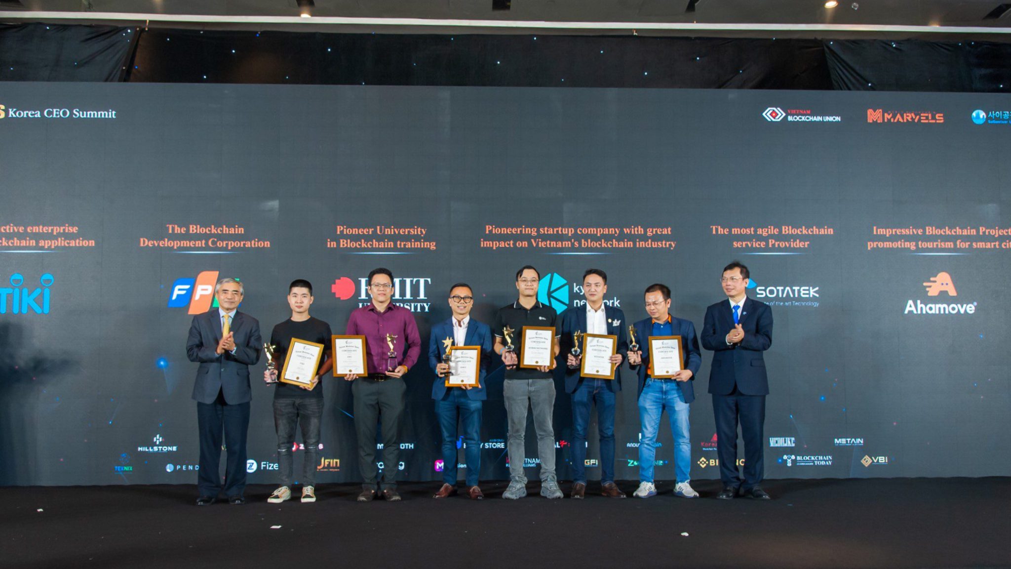 SotaTek-won-the-The-most-Agile-Blockchain-Service-Provider-Award